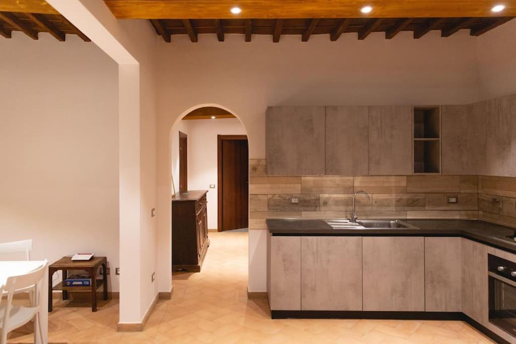 Cozy And Charmin 3Br Apartment Steps By Duomo 피렌체 외부 사진